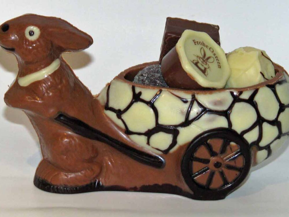 Hase mit Eiwagen